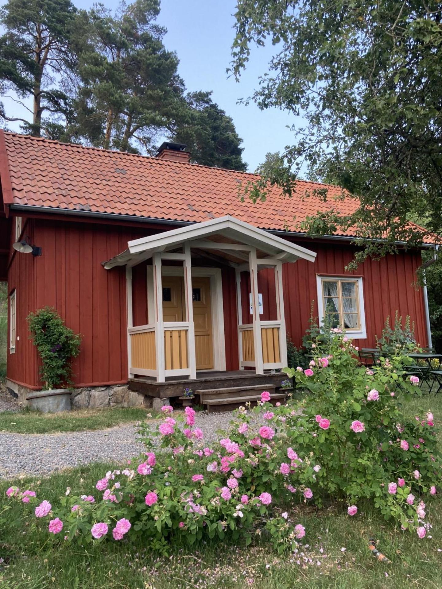 Thorstorps Gard B&B Soderkoping Luaran gambar