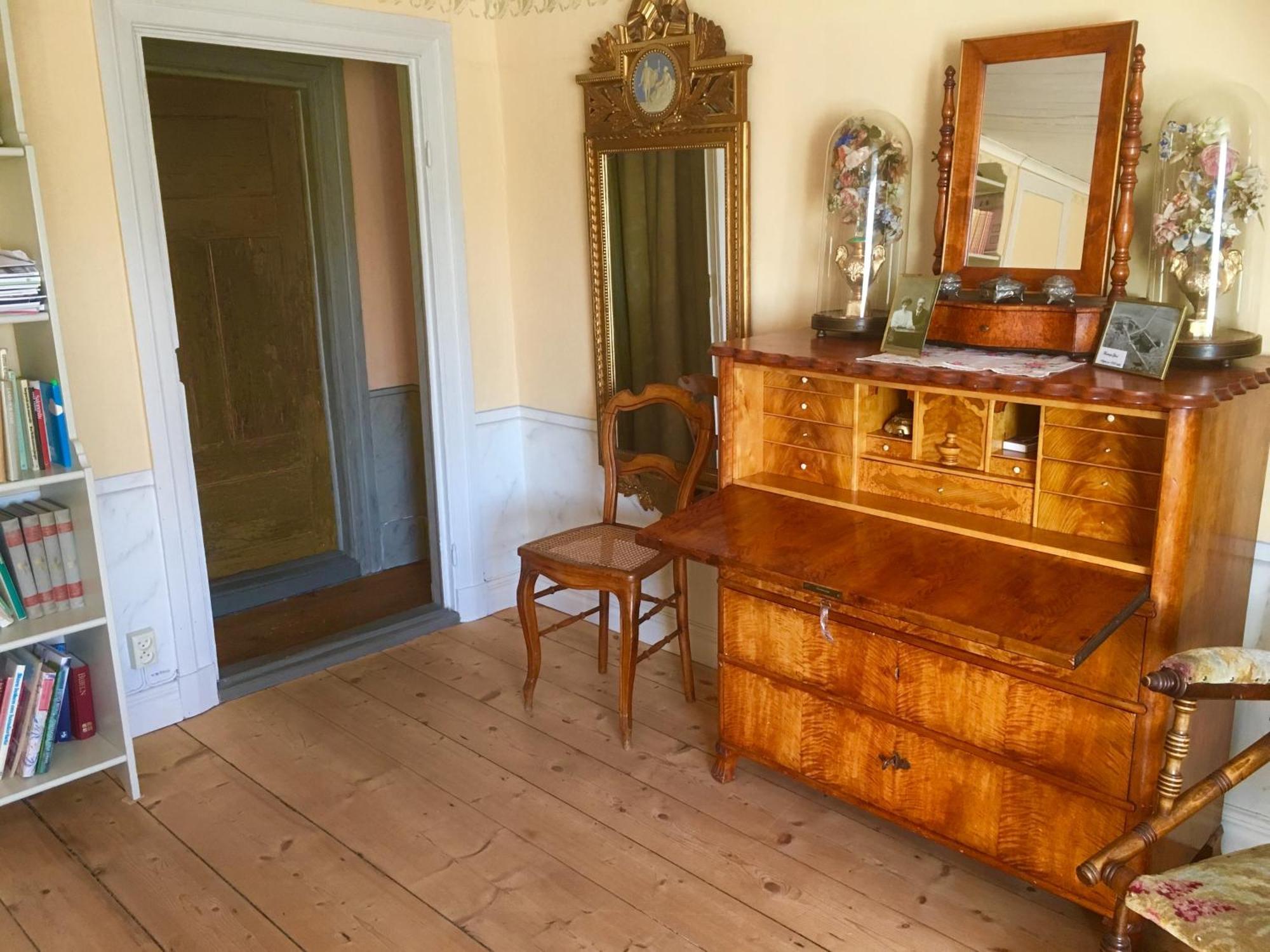 Thorstorps Gard B&B Soderkoping Luaran gambar